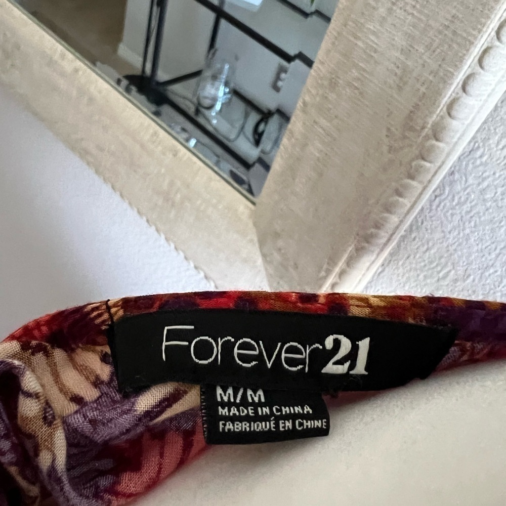 Forever 21: Women Junior Floral Maxi Dress with back sash. Size M - Picture 8 of 8